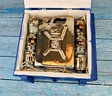 Золота каністра 1л набір для спиртного у дерев'яному ящику для чоловіка автомобіліста, фото 2