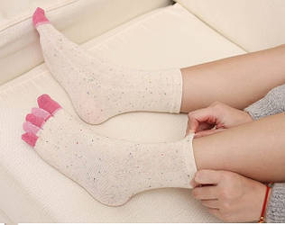 Шкарпетки жіночі бавовняні на п'ять кольорових пальців у цяточку, японські кольорові шкарпетки до середини литки