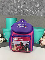 Дитячий рюкзак 26 см шкільний молодіжний з малюнком Гра в кальмара якісний рюкзак Фіолетовий