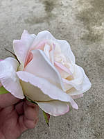 Голова розы искусственная бело розовая