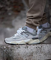 Чоловічі кросівки New Balance 9060 light grey