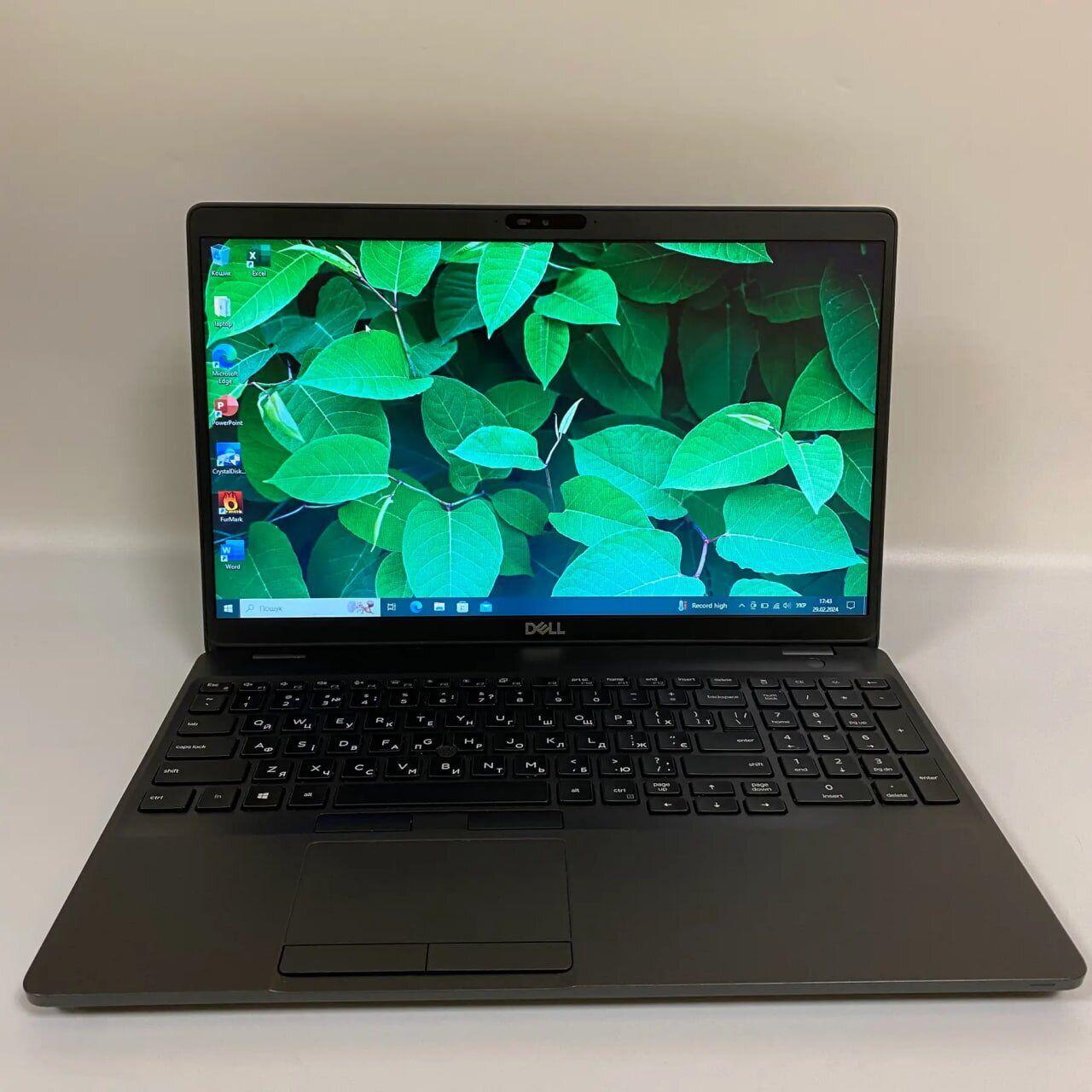 Б/в Ноутбук Dell Latitude 5500 15.6" 1366x768| Core i7-8665U| 16 GB RAM| 256 GB SSD| UHD