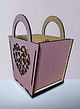 Декоративна оригінальна маленька кошик-кашпо з віконцем у вигляді сумочки бузькового кольору, фото 2