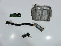 ЭБУ ECU блок управления двигателя Renault Twingo 1.2 7700109205, 7700105560