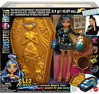 Кукла Монстер Хай Клео Де Нил Monster High Doll & Accessories Cleo De Nile Golden Glam Case Beauty