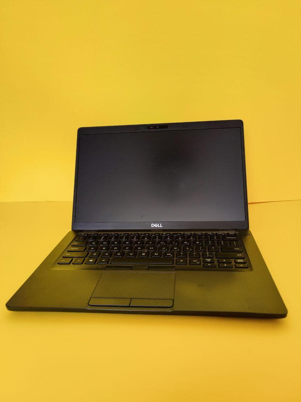 Б/в Ноутбук Dell Latitude 5400 14" 1920x1080| Core i7-8665U| 8 GB RAM| 512 GB SSD| UHD
