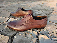 Коричневі туфлі на низькому каблуку 40 - 44 розмір