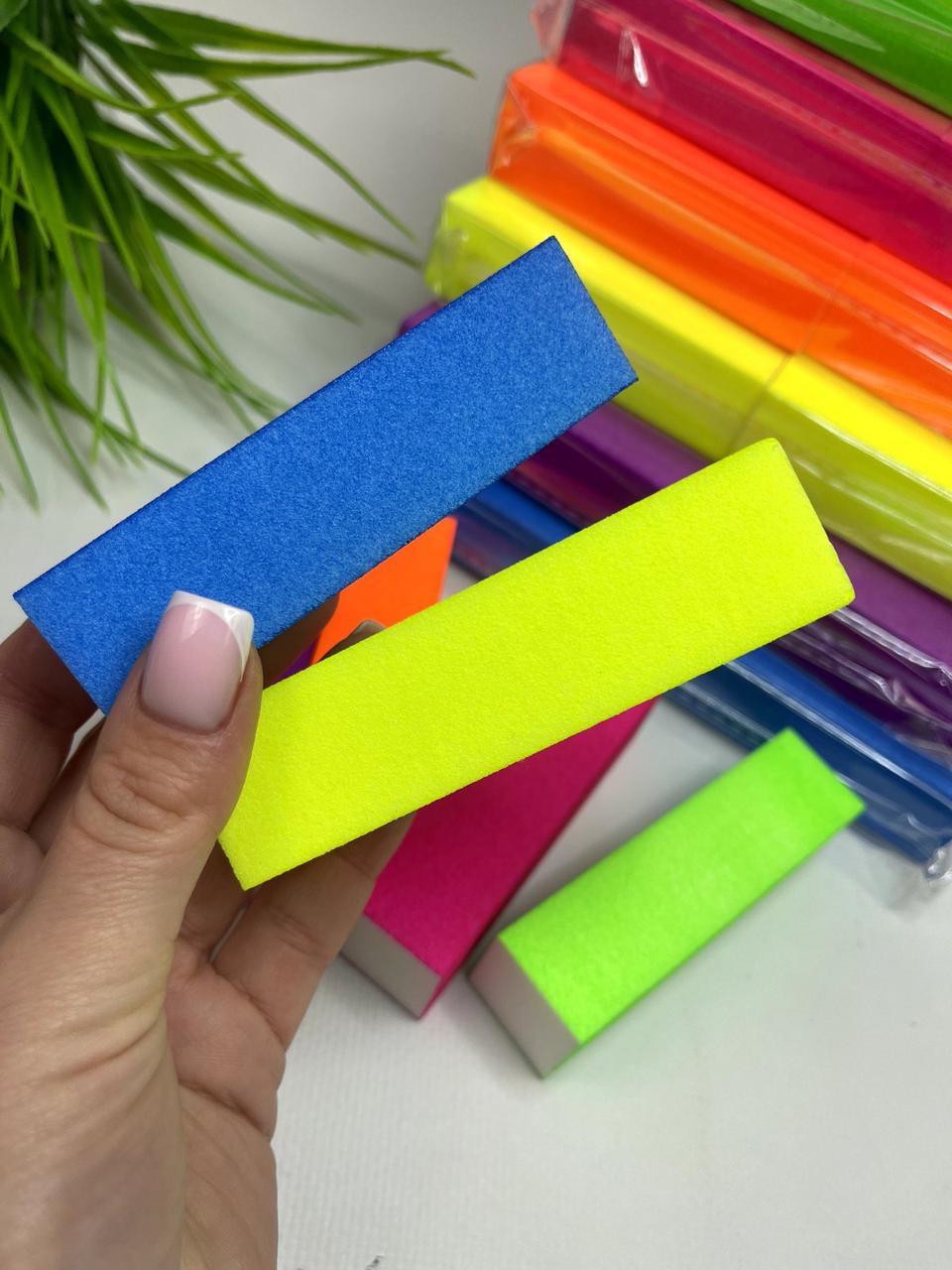 Баф 4-х сторонній для манікюру, бафік манікюрний прямокутний м'який 150-320 грит для шліфування нігтів, фото 1