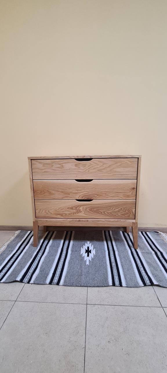 Комод для речей невеликий із натурального дерева ясен на 3 висувних ящика "К-13" 1000х400х800 мм, фото 1