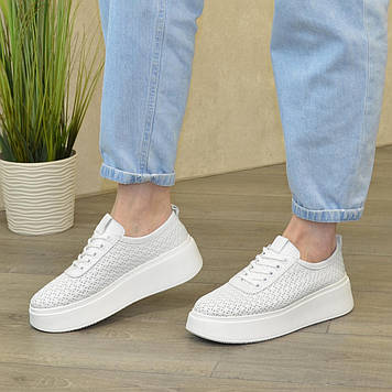 Кросовки шкіряні жіночі на шнуровці. Колір білий. 36-41 розмір