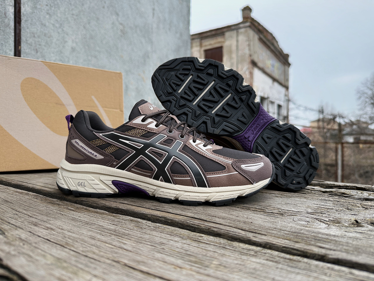 Чоловічі кросівки ASICS Gel-Venture 6 1203A298-250 Dark/Sepia ОРИГІНАЛ