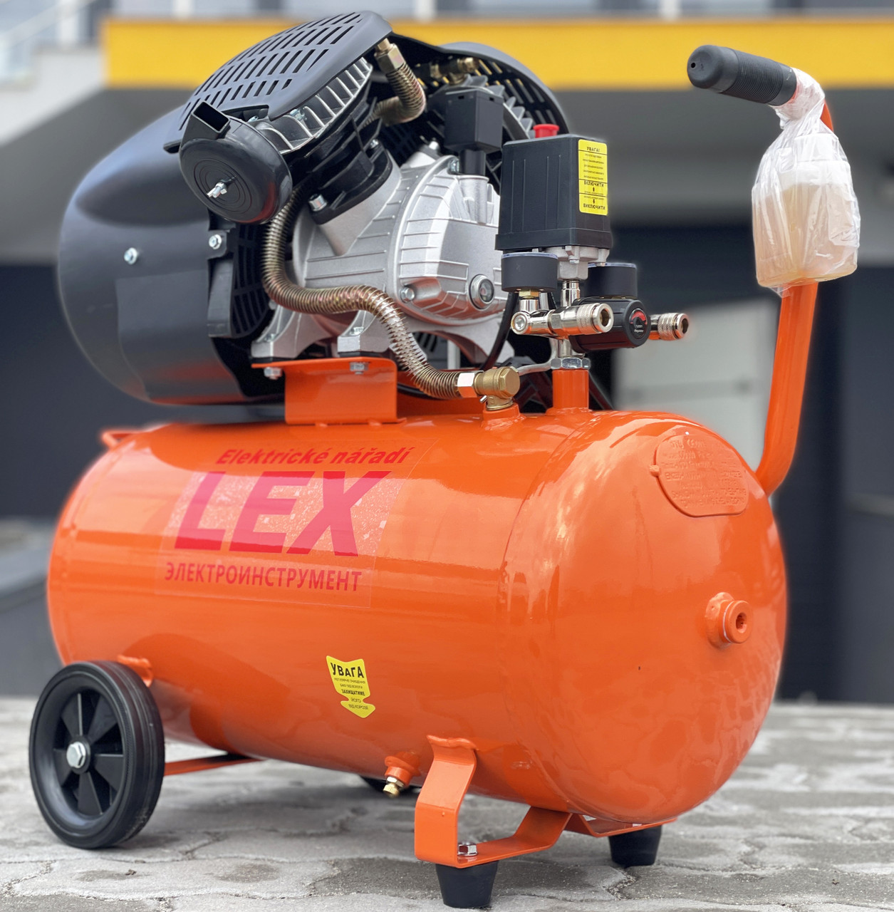 Компресор масляний 3.3 кВт 50 літрів LEX LXC50V 2 Циліндра, фото 1