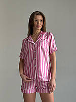 Малиновая шёлковая лёгкая женская пижама в полосочку: Рубашка на пуговицах с коротким рукавом и Шортики