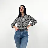 Жіноча демісезонна блузка з принтом і рукав 3/4 на гудзиках, фото 8