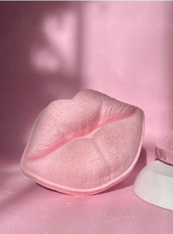 Бомбочка гейзер для ванни Губі Top Beauty