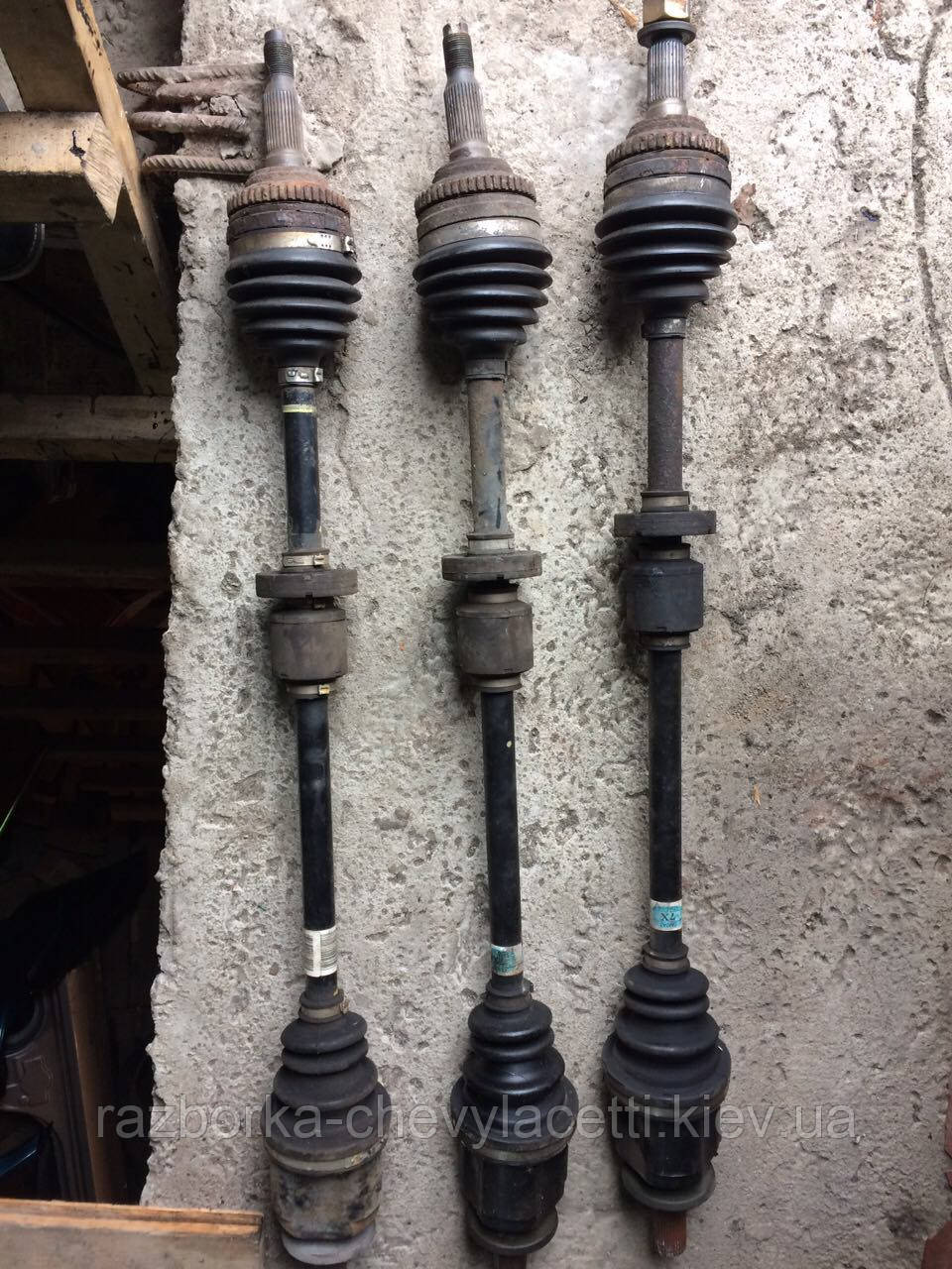 Піввісь Chevrolet Lacetti 96549103 96870369