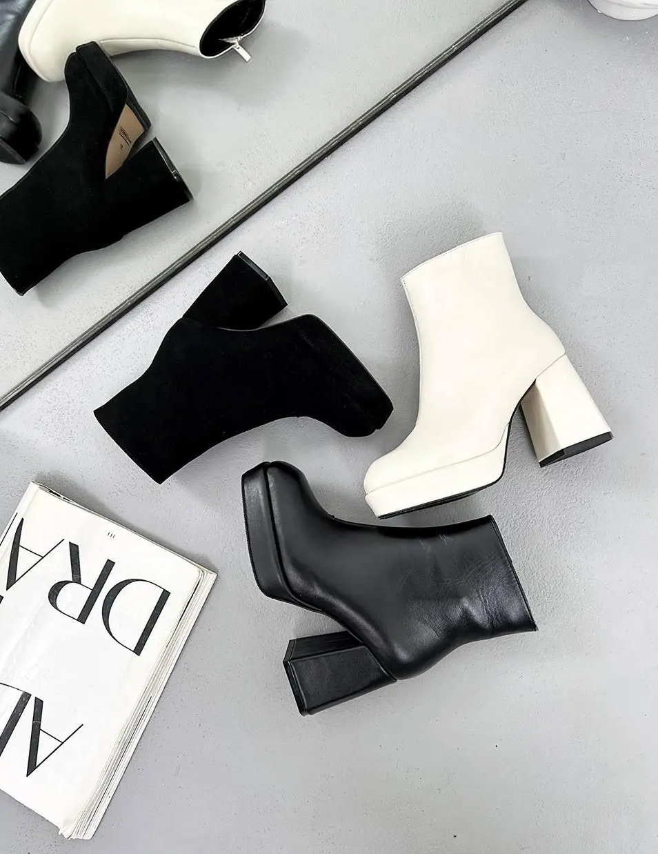 Жіночі ботильйони на платформі та підборах із квадратним носком на стійкому підборі 8562, фото 1