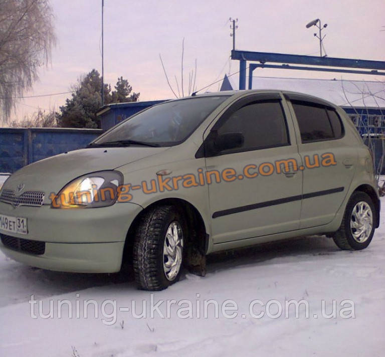 Дефлекторы окон (ветровики) COBRA-Tuning на TOYOTA YARIS/VITS 5D 1999-05 - фото 1 - id-p389758422