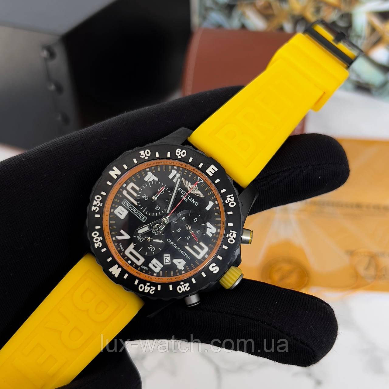 Годинники Breitling Endurance Yellow