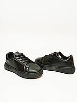Черные женские кроссовки удобная легкая обувь на каждый день.