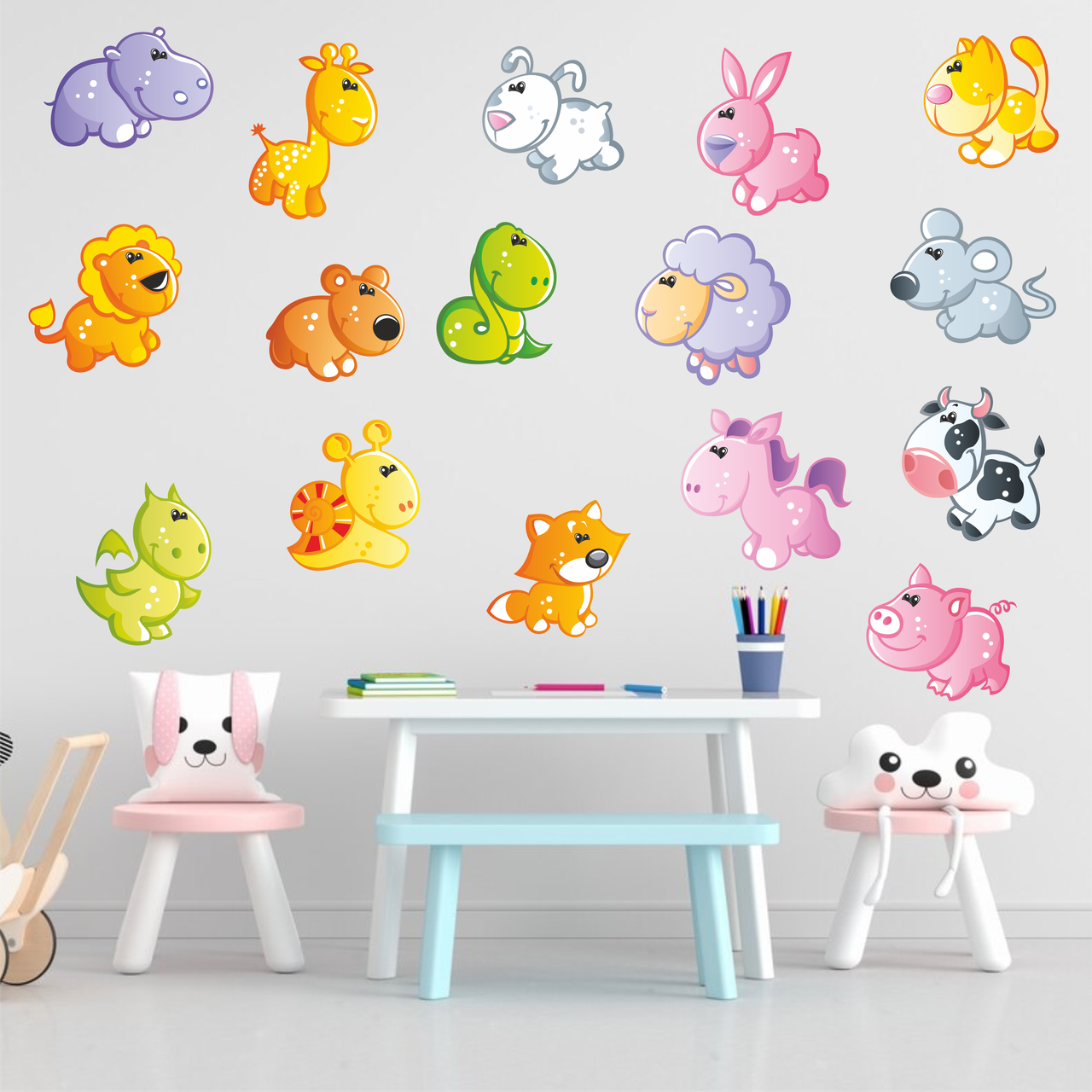 Вінілова інтер'єрна наклейка кольорова декор на стіну, шпалери в дитячу "Тварини. Мультяшні тварини" з оракалу