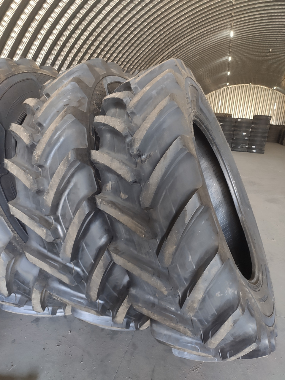 Шини 520/85R42 (20.8R42) Alliance