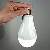 Перезаряжаемая светодиодная лампа 2-х аккумуляторная в патрон лампа фонарь для кемпинга и дома ТОП!
