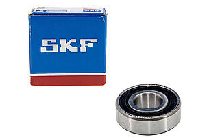 Подшипник SKF 6203 2RS в коробке для ремонта и обслуживания.