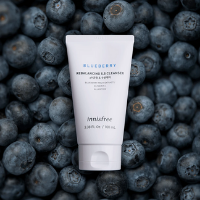 Зволожуюча пінка для вмивання з екстрактом чорниці Innisfree Blueberry Rebalancing 5.5 Cleanser, 100ml