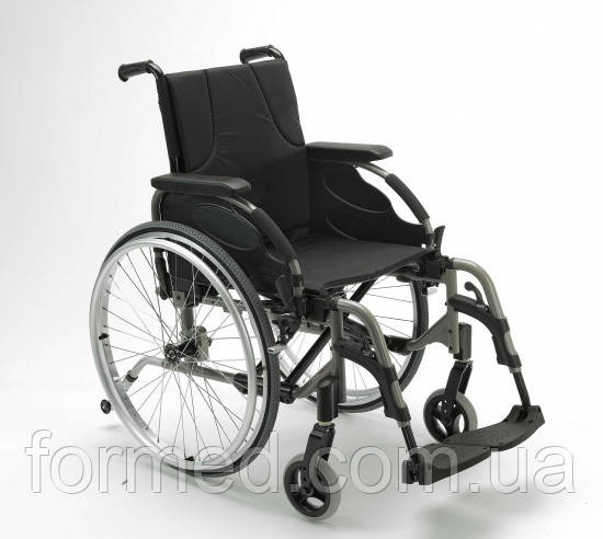 Полегшене крісло-коляска Invacare Action 4NG