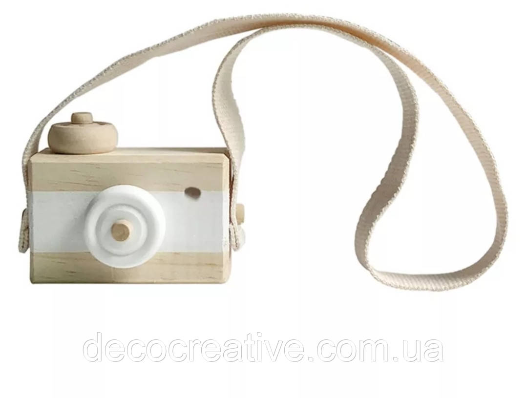 Дерев'яний фотоапарат для декору дитячої кімнати або фотозони