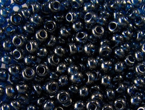 Бісер 10/0, No66100 синій глянсовий прозорий (пач.50 грамів)