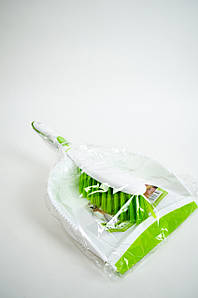 Комплект щітка та совок для прибирання пластик кольоровий