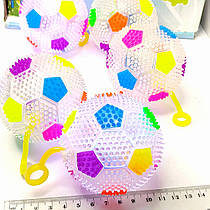 Іграшка йо-м'ячик світиться, пискавка.