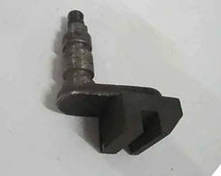 Вилка перемикання передач в зборі з віссю ДТЗ 576Д