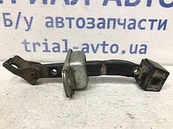 Обмежувач дверей задній лівий Mitsubishi L200 2006-2016 MR959623 (Арт.31916)