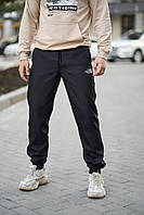 Мужские весенние спортивные штаны The North Face чёрные удобные, Стильные чёрные брюки TNF осенние на плащевке
