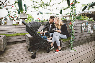 Прогулянкова коляска FreeON (5-ти точковий ремінь безпеки, регул. підніжка) DIAMOND Black 38213 Чорна, фото 5