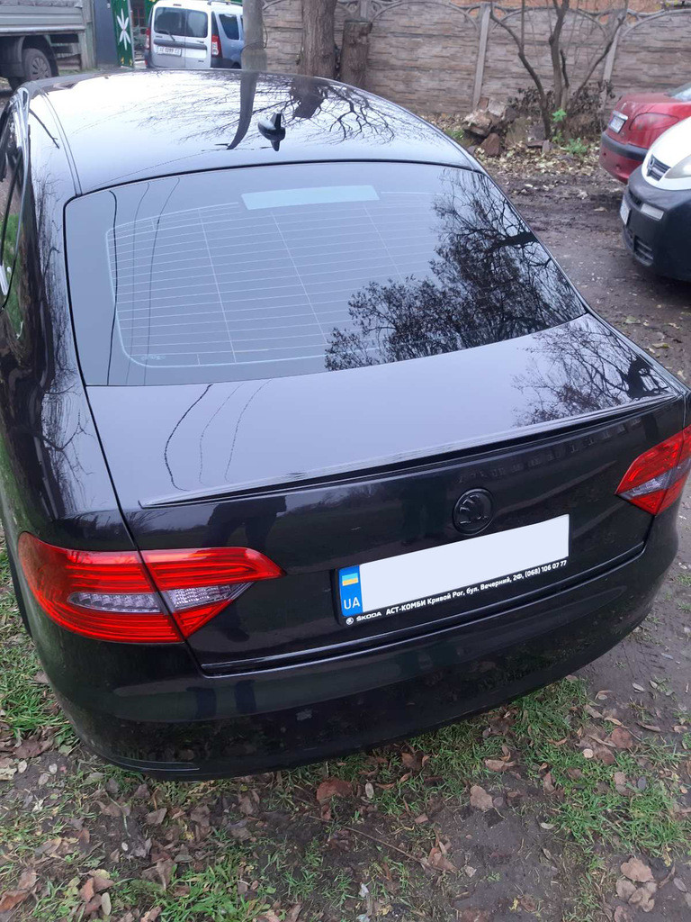 Спойлер LIP (Sunplex, черный) для Skoda Superb 2009-2015 гг DG - фото 7 - id-p2127410948