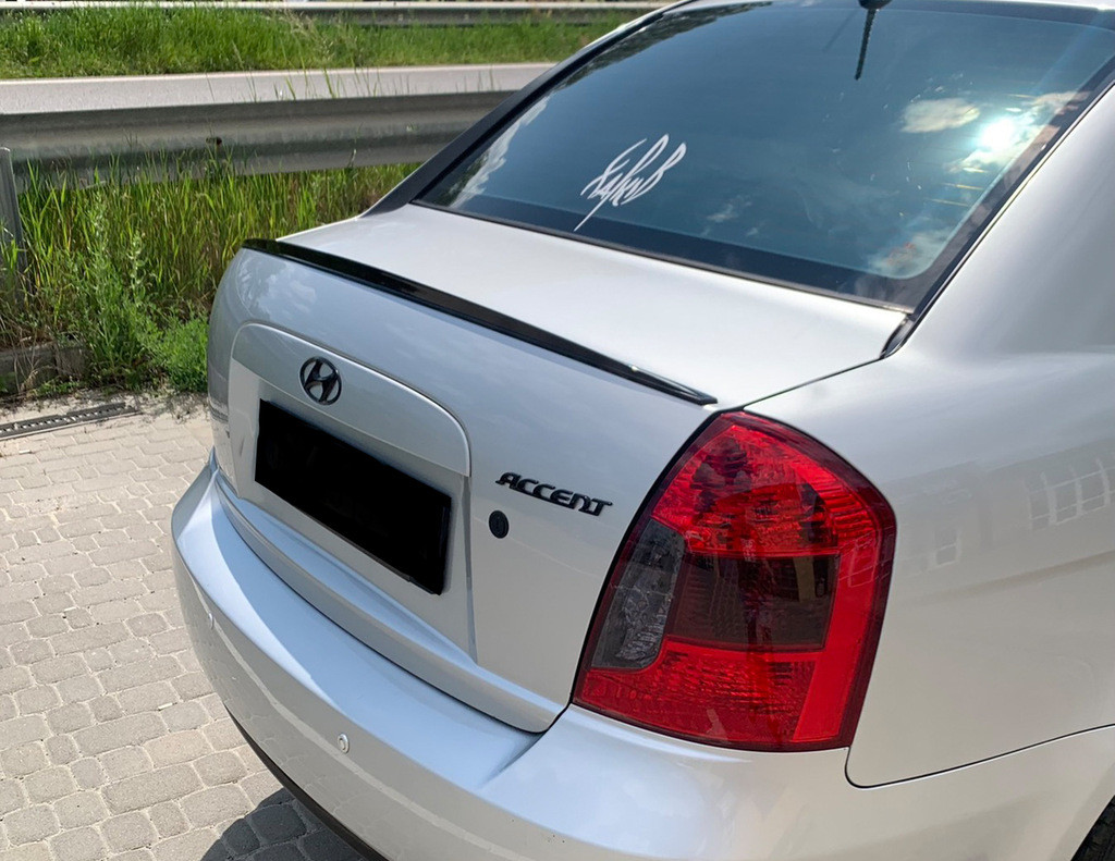 Спойлер LIP (Sunplex, черный) для Hyundai Accent 2006-2010 гг DG - фото 1 - id-p2127407458