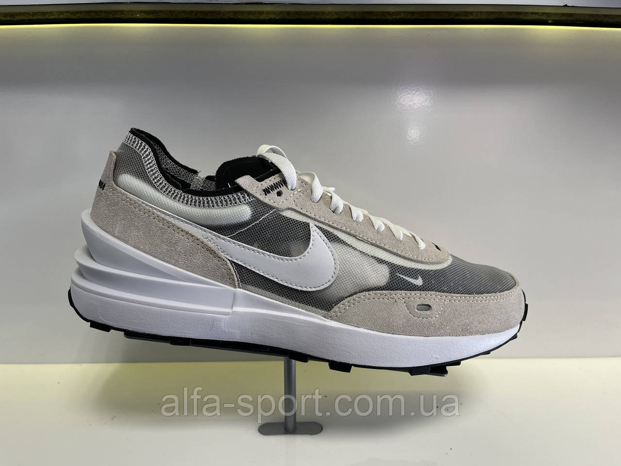 Кросівки Nike Waffle One (DA7995-100)