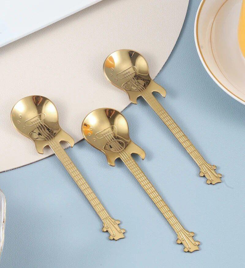 Ложка чайна у формі гітари колір Золото