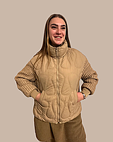Жіноча куртка на весну з утеплювачем