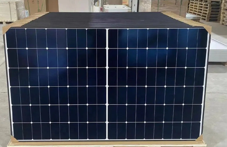Монокристаллическая сонячна панель Longi Solar LR5-54HTH-435M, 435Вт, HiMO6