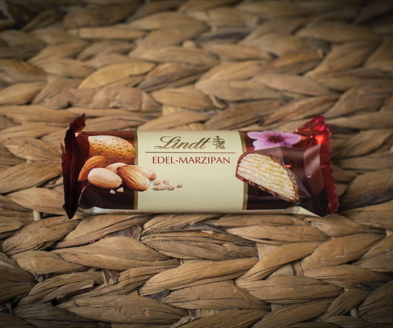 Марципановий батончик Lindt Marzipan 50г. Швейцарія