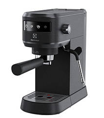 Кавоварка рожкова Electrolux E6EC1-6BST