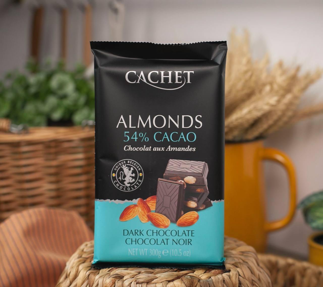 Шоколад чорний з мигдалем🍫 Cachet "Almonds 54% Cacao" 300 гр. Бельгія.