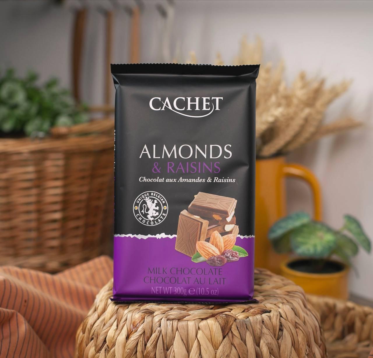 Шоколад молочний з мигдалем і родзинками🍫 Cachet "Almonds & Raisins" 300 гр. Бельгія., фото 1