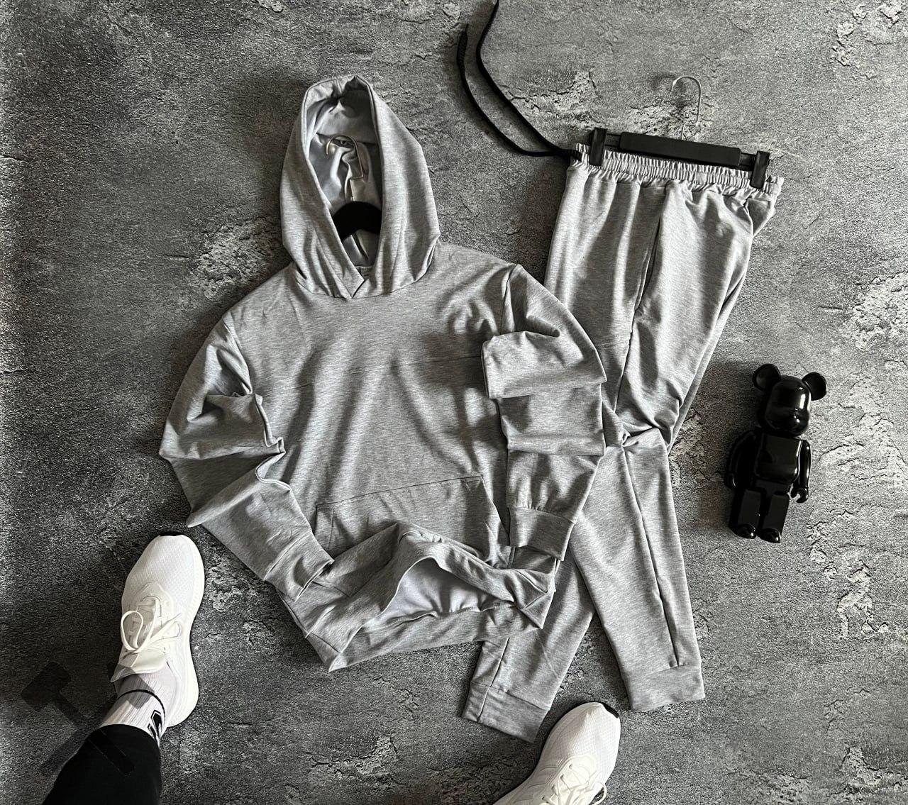 Спортивний чоловічий костюм Journey