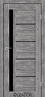 Двери межкомнатные Леодор Leodor модель Рим в цвете клен грей с черным стеклом 60,70,80,90см